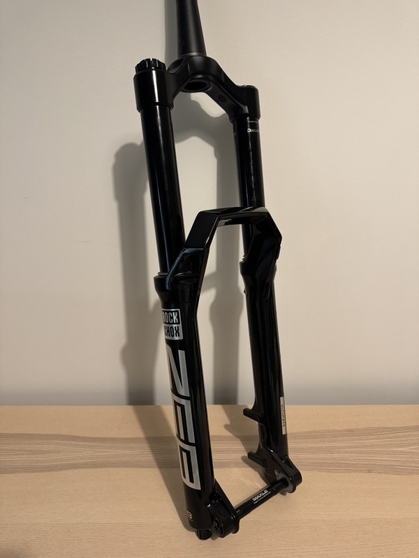 Rock Shox Charger 3 RC2 W/ButterCup 190mm 29” 51mm offset