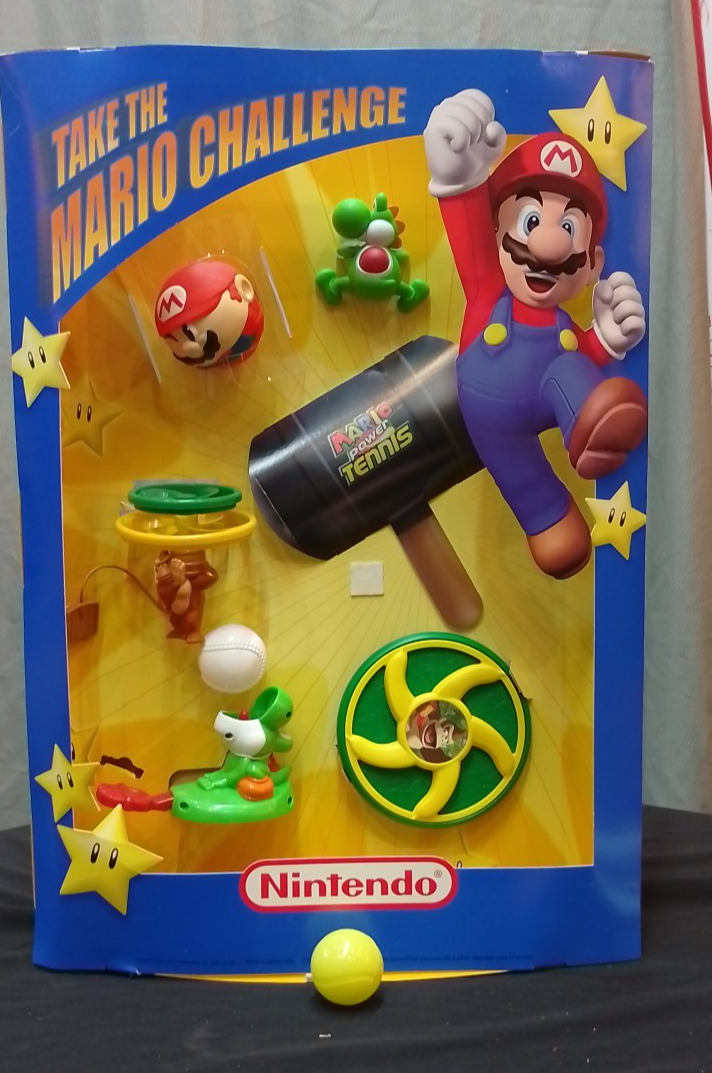 バンダイ　2006 マリオ 2006 McDonald's Take the Mario Challenge Nintendo Happy Meal