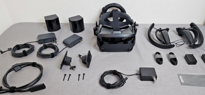 Valve Index PC & Console VR Headset Full Kit w/ 2.0 Base Stations