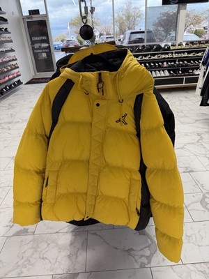 Jordan Mens Essentials Puffer Jacket Yellow Synthetic Fill DA9806-781 Size Large