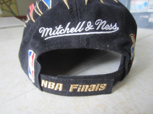NEW Chicago Bulls Mitchell Ness 1997 NBA Champions Snapback Hat Cap - Picture 2 of 5