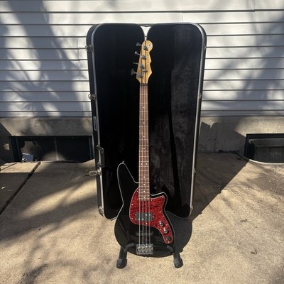 EUC Reverend Decision 4 String Bass with Freedom by SKB Road Case
