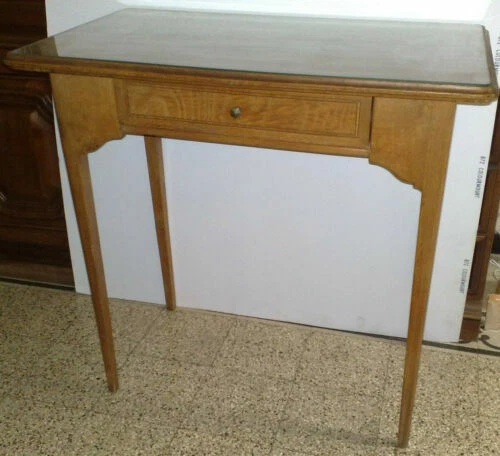 Scrivanie e scrittoi d'antiquariato tavolini