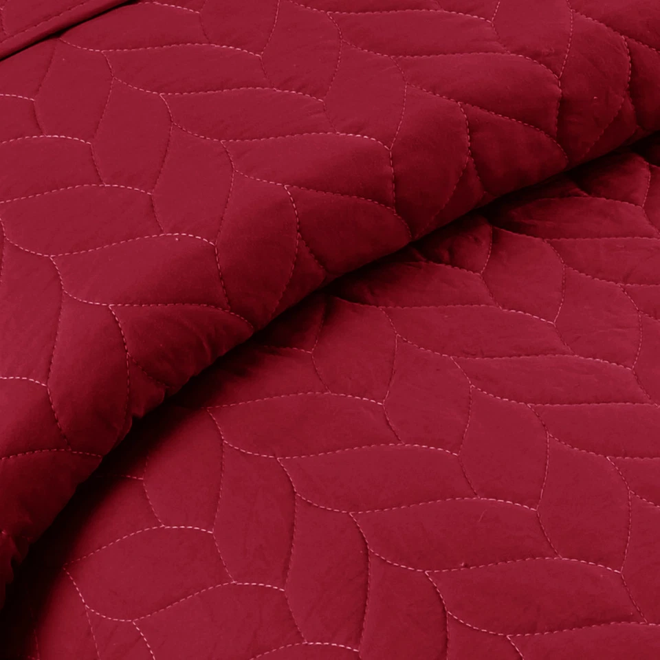 3 Piece Lightweight Bedspread Quilt Set Microfiber Quilts Prewashed, Queen King - Image 3 of 4