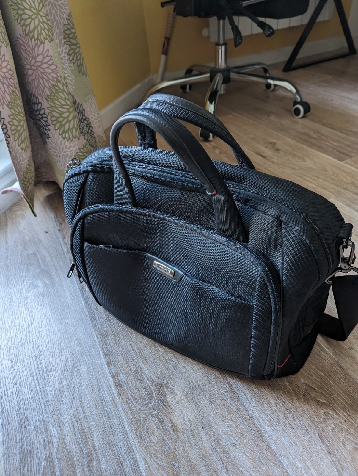 Sacoche ordinateur 15,6" Samsonite DTX Pro en nylon balistique et cuir