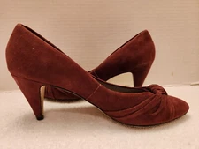 Cathy Jean Women's Brown Sued Leather Pumps Heels Size 6.5M