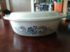 VINTAGE PYREX HOMESTEAD PATTERN 2.5 QT CASSEROLE BAKING DISH WITH LID