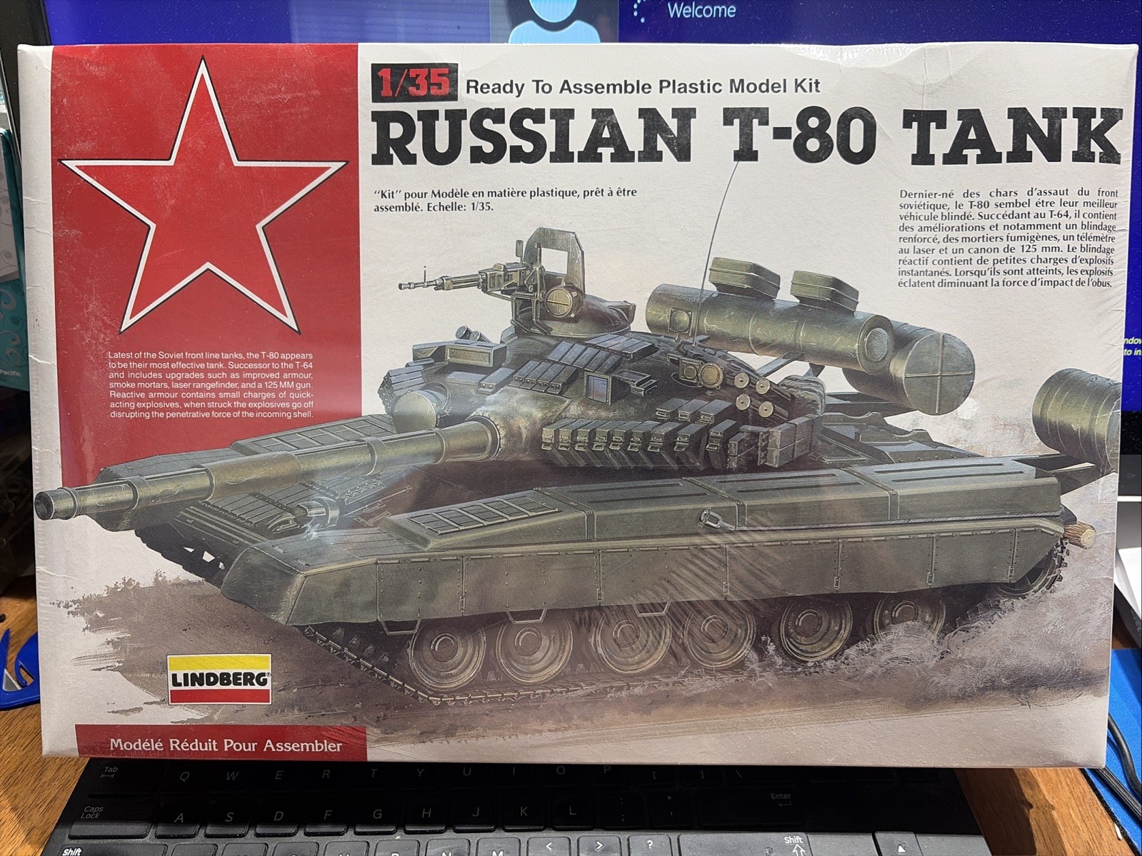 NOS VTG 1991 Lindberg 1/35 Scale Russian T-80 Tank Model Kit #76004  MISB