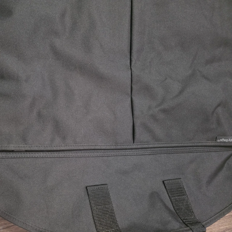 Дорожная сумка для одежды WallyBags 52 дюйма Deluxe с двумя карманами, 859 черная б/у в отличном состоянии - Изображение 4 из 4