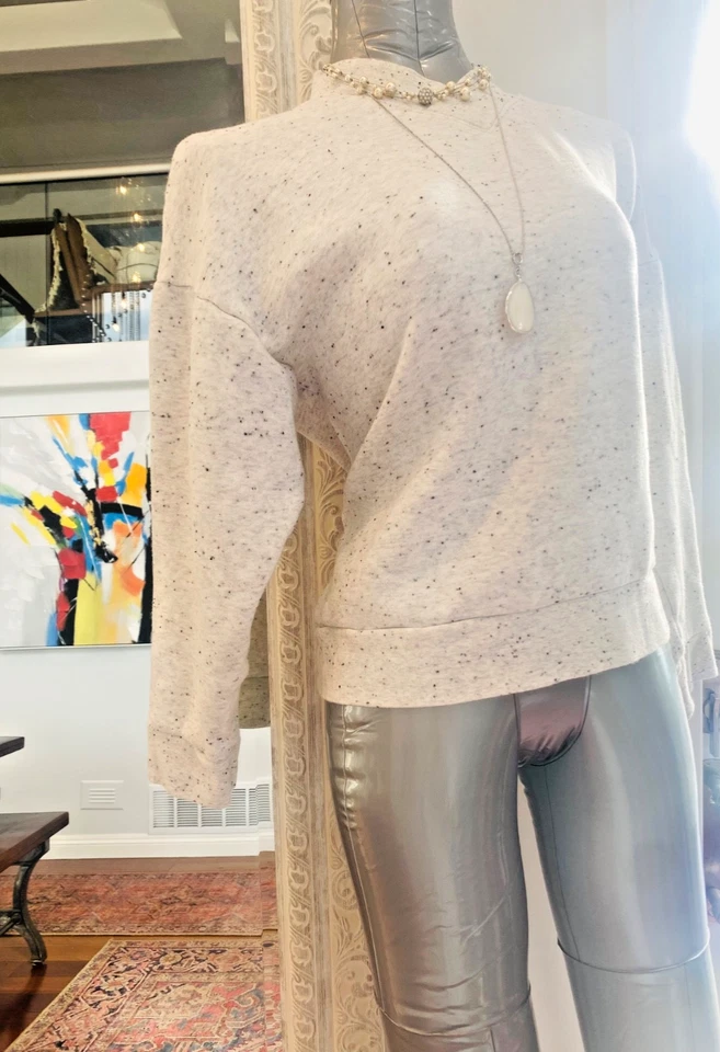 Madewell Women’s Heathered Gray Speckled Sweatshirt - Size Medium - Image 4 of 4