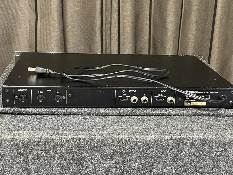 Yamaha SPX90 II Digital Multi Effects Processor Rack Good GP - Image 4 of 4