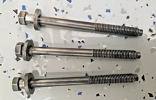 80-96 Ford F150 - Power Steering GEAR BOX - 3 mounting BOLTS oem - 5 5/8th long