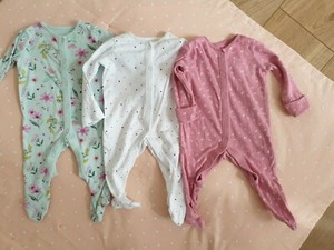 baby sleepsuits tesco
