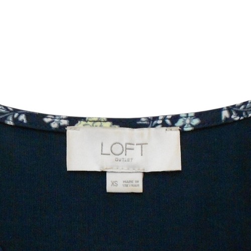 LOFT Outlet Top Womens XS Blue Multi V Neck Short Flutter Sleeves Mixed Media - Picture 4 of 10