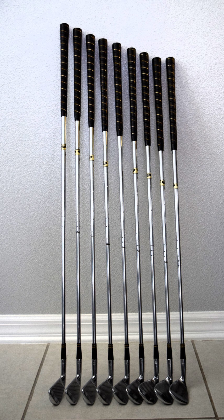 RH Walter Hagen Hair Ultra Contour Sole 385 Irons 2-PW Reg Steel Leather