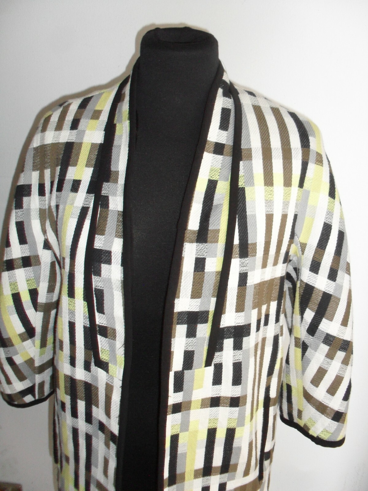 BEAUTIFUL ZARA BASIC PARTICULAR HOODED JACKET siz… - image 7