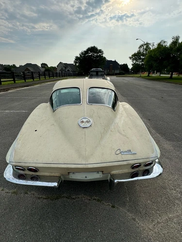 1963 Chevrolet Corvette 