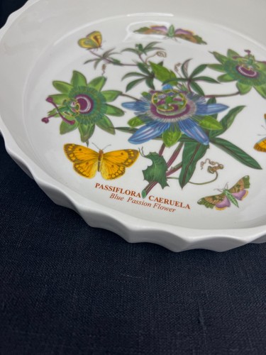 Portmeirion Botanic Garden 10 Inch Quiche Baking Dish Blue Passion Flower - Picture 6 of 12