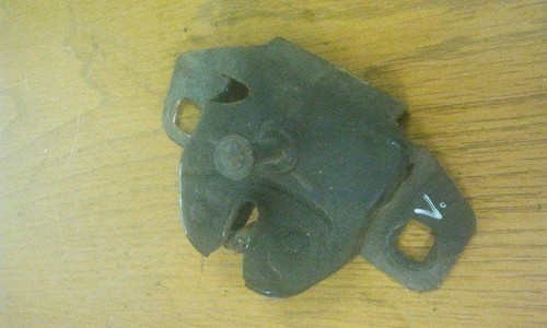 Chrysler PT Cruiser 2.0  Motorhaubenschloss Motorhaube Schloss