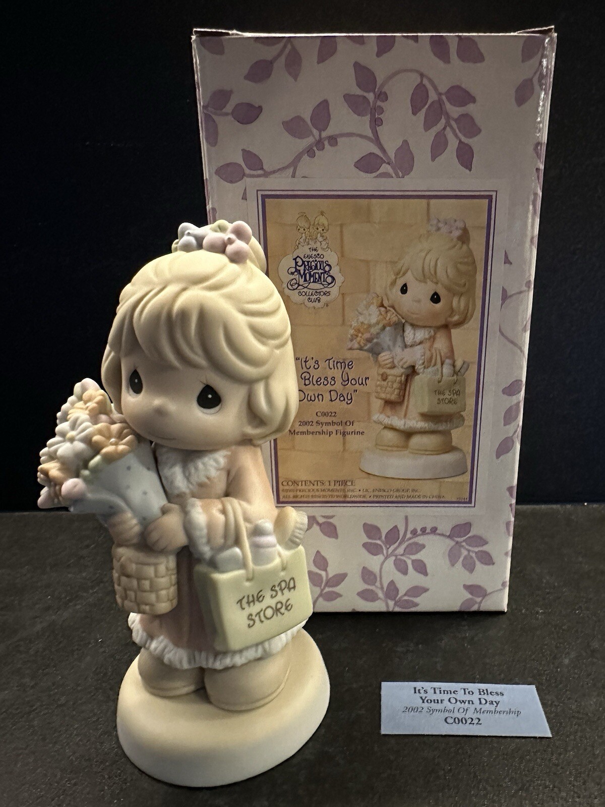 Precious Moments “It’s Time To Bless Your Own Day” 2002 Symbol Of Membership ￼