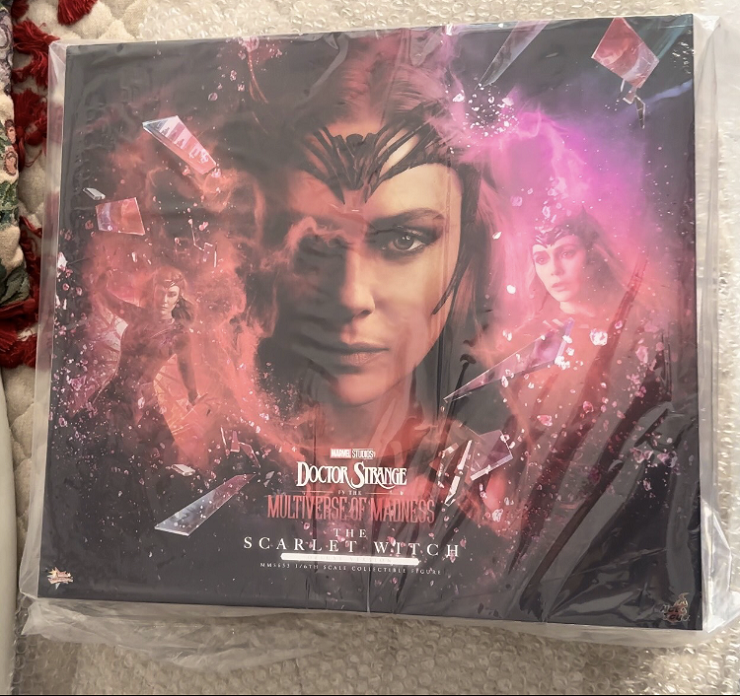 Hot Toys MMS653 The Multiverse of Madnes 1/6 The Scarlet Witch