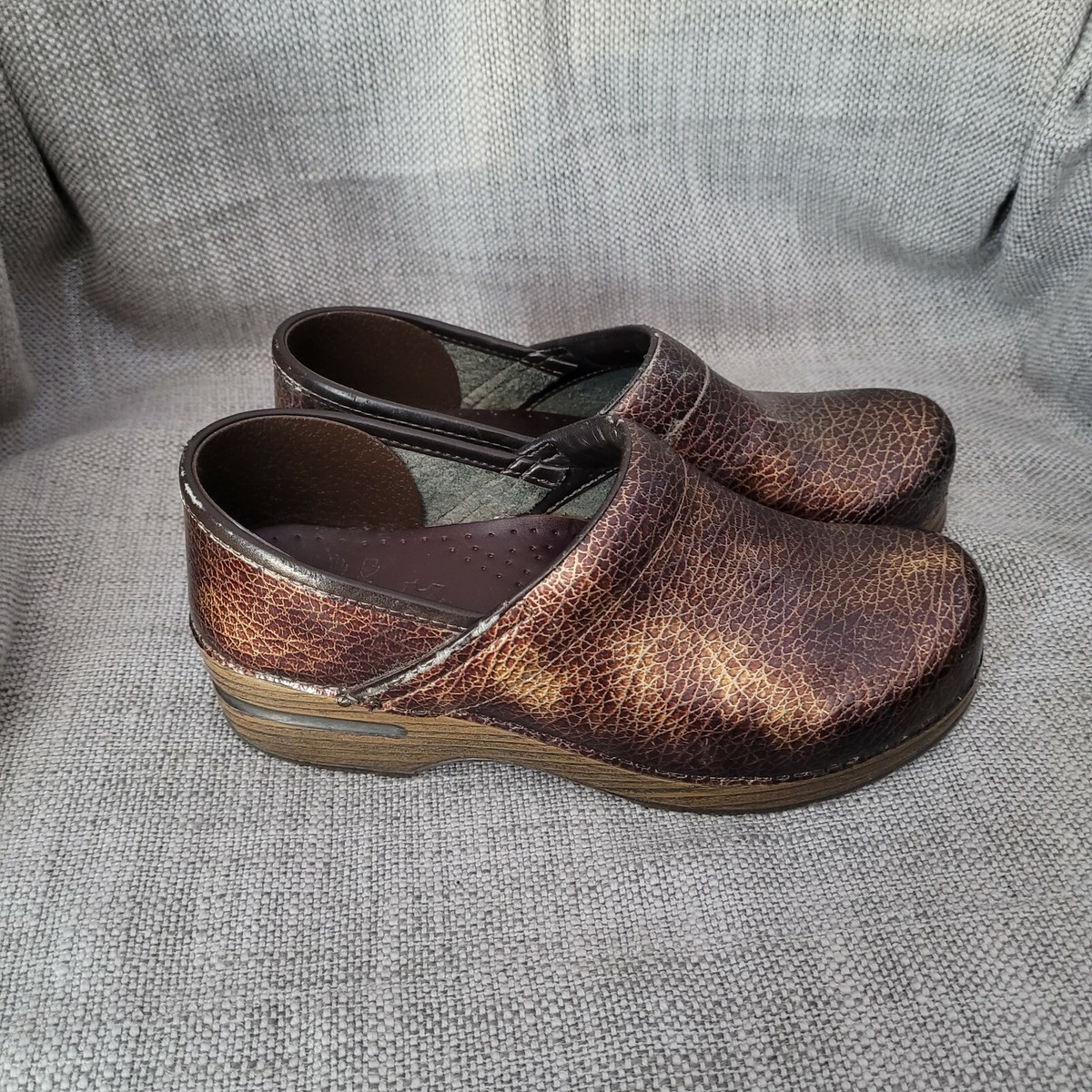 Dansko Professional Clogs Women\'s Size 37 Brown Crackle Leather Slip On Shoes Professional Cordovan Milled – Dansko main image 2