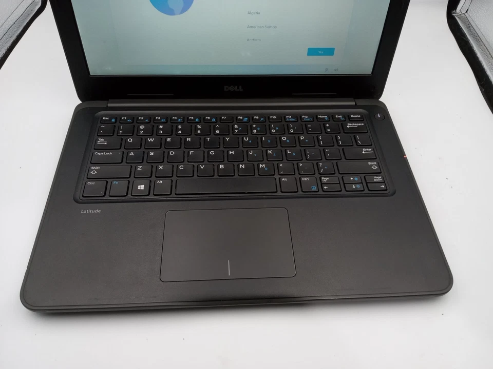 Dell Latitude 3380 13" Laptop Intel i3-6006U 8GB RAM 128GB SSD Win11 - READ -RR - Image 2 of 4
