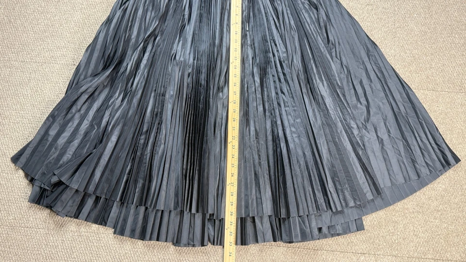 Nike Sacai S#CV5713 Women's Black Pleated Side Snap Button Skirt Size XL - Image 3 of 4