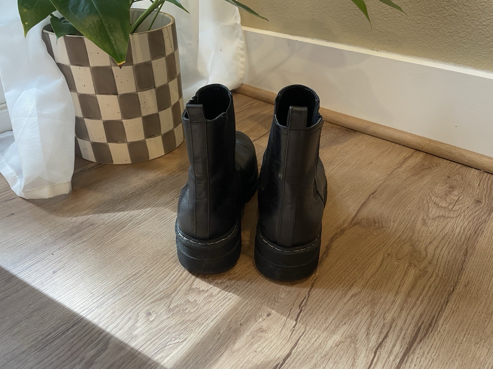 SAOLA Stivaletti Marc Fisher Padmia taglia 8 M in pelle nera con suola a strappo per moto da combattimento