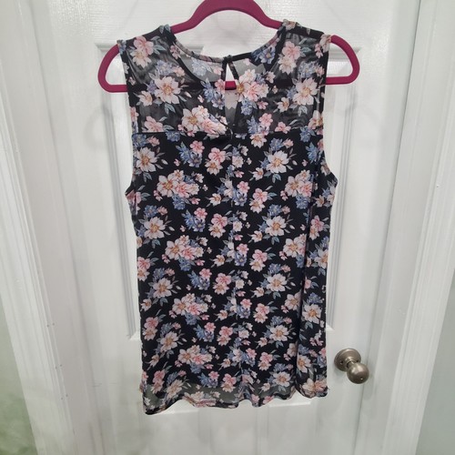 Apt. Blusa sin mangas floral negra talla 9 para mujer con cierre de botones... - Imagen 7 de 7
