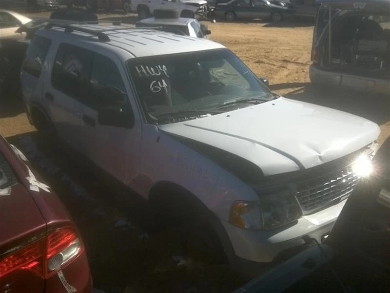 Conjunto de filtro de aire usado se adapta a: Ford Explorer 2003 4 puertas exc. Sport Trac 4,0 grados Foto 2 de 4