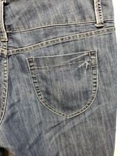 Lee Women Capris Size 14M Blue One Tru Fit Faded Creases Great Pockets