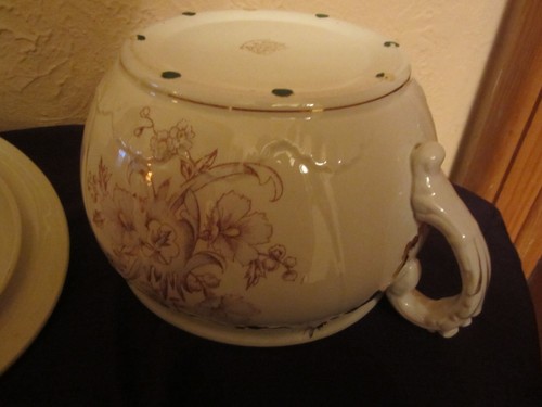Vtg Lg iron Stone Floral Gold Lidded Chamber Pot T.E.P.P Co 8" x 11" Tall W/LID - Picture 10 of 17