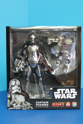 MAFEX Captain Phasma No. 028 Star Wars The Force Awakens Action