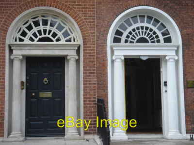 Photo 6x4 Georgian doors in Fitzwilliam Square Baile Atha Cliath/O1632 D c2006