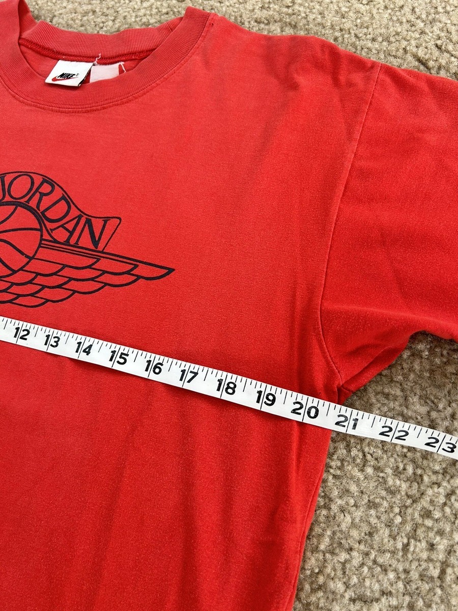 ヴィンテージAIR JORDAN Tシャツ 赤　 made in USA Vintage Brand Red T-Shirt Original Air Jordan Shoes 1-22