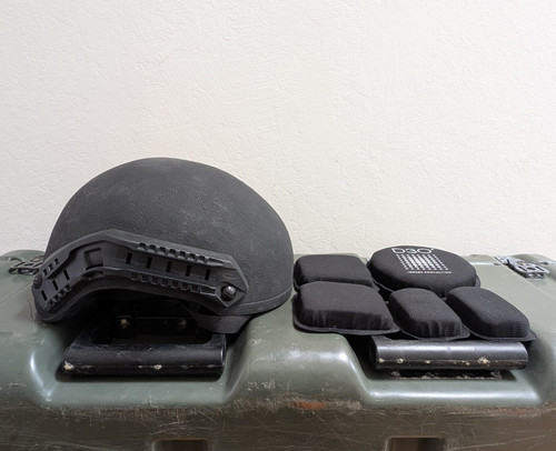 X-Large 3M IIIA Combat High Cut Helmet + Ops-Core Rails + Team Wendy Suspension