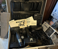 Sunpak Auto 611 Thyristor 3075G Flash w/ Accessories Filter Kit  Case w/keys