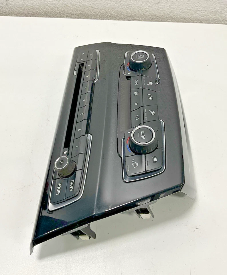 BMW X1 2016 unidad de control de temperatura climática 937145605 OEM*arañada* Foto 3 de 4