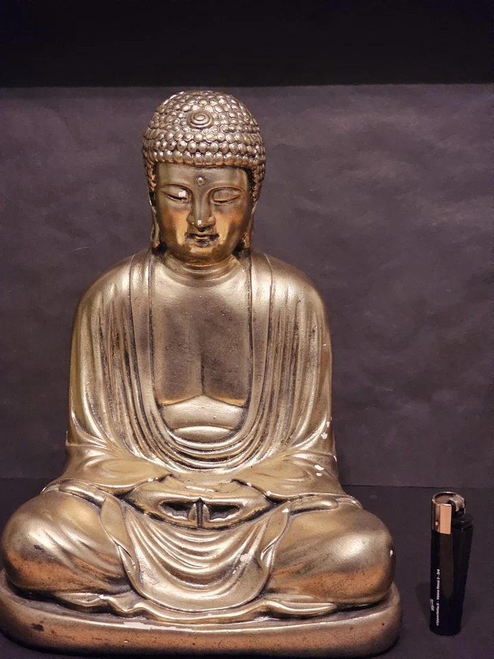 Vintage gilded chalkware or plaster japanese Buddha Statue. 28cm tall. over 2kg - Image 2 of 4