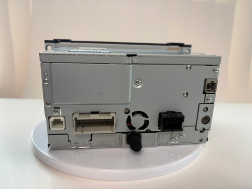 NEW 2005-2008 Corvette 15791220 Denso Factory AM/FM Radio - Picture 2 of 3