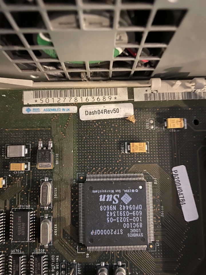 Sun Sparc Station 5 85Mhz, 64mbRAM, 4GB.DRIVE, TGX Foto 4 de 4