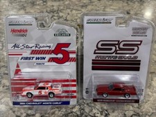 Greenlight Chevy Monte Carlo 2 Car Set 1984 Hendrick & 1985 Burgundy SS 1/64