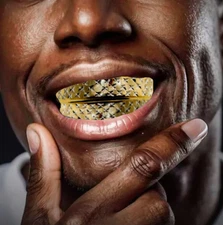 High End 14K Gold Finish Mouth Teeth Diamond Cut Grillz Upper Lower Set w Molds