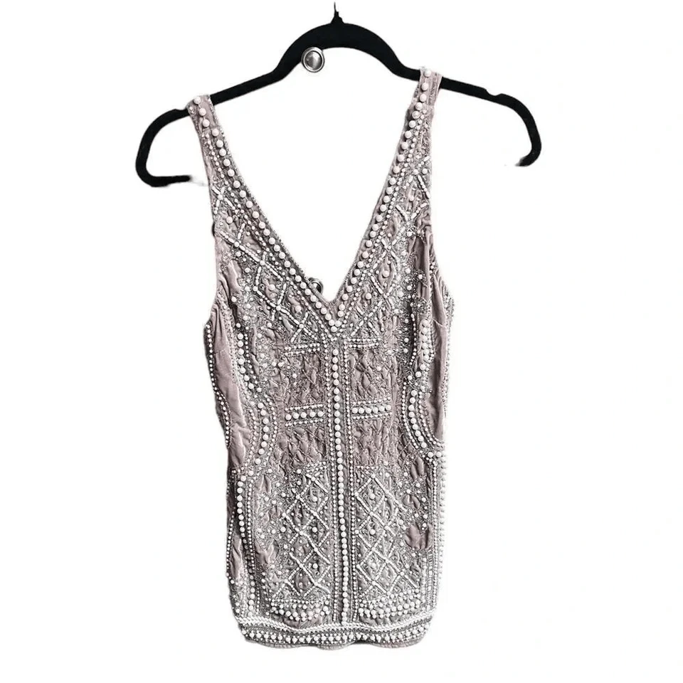 NWT ASOS DESIGN petite light pink pearl velvet embellished mini dress size 2 — 第 4/4 张图片