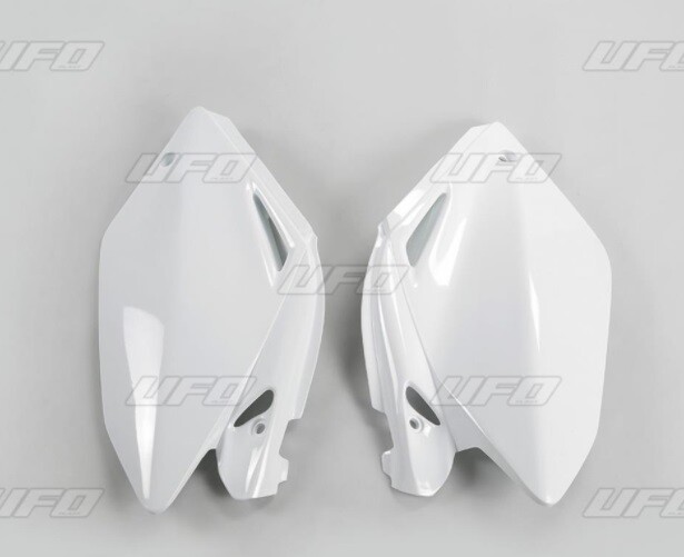 Plaques latérales UFO blanches pour rouler sur circuit avec Honda CRF 250 2004