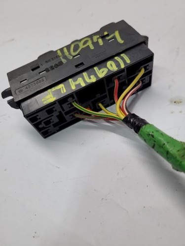 2004 04 JEEP GRAND CHEROKEE LEFT LF SEAT SWITCH 8 WAY - Picture 9 of 12