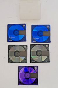 Sony Recordable MD Mini Disc w/ Storage Case 80 Minutes 5 Pack Color Collection