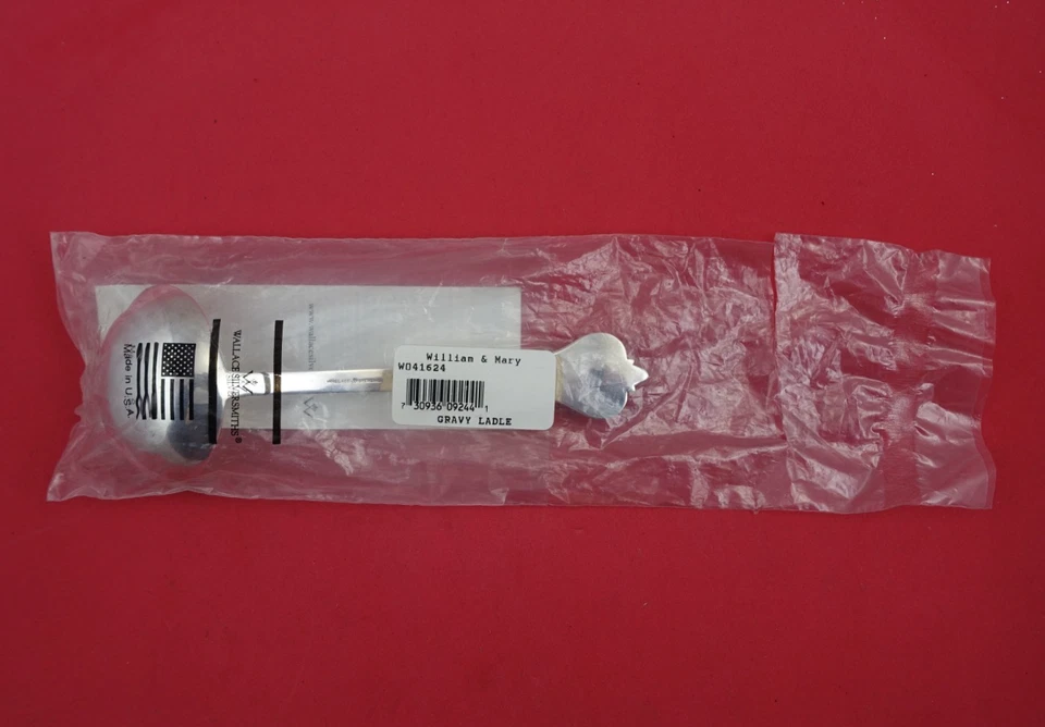 Cucharón de salsa de plata esterlina William and Mary de Wallace 7 1/2" nuevo para servir Foto 2 de 3