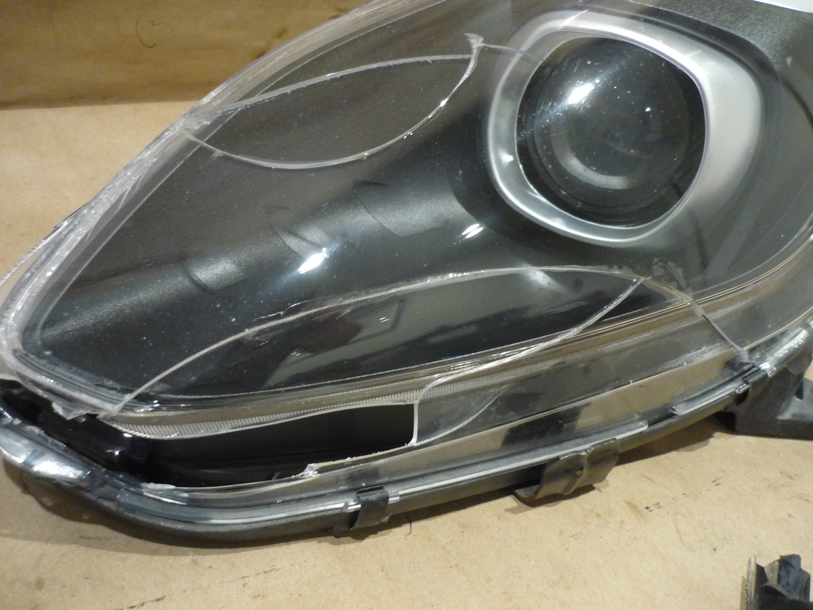 Ferrari California T - LH Headlight (Damaged) - P/N 321526